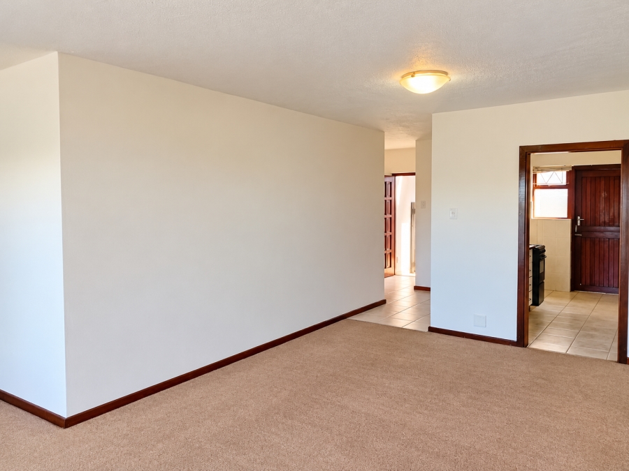 To Let 2 Bedroom Property for Rent in Beacon Bay Eastern Cape